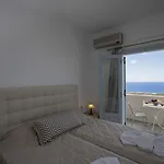 埃拉托公寓 4* 费拉