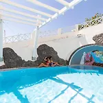 Erato 4*