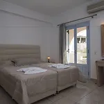 Erato Lägenhetshotell 4*