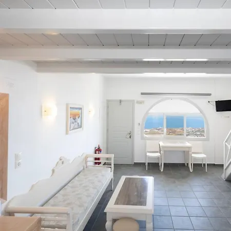 Erato Lägenhetshotell 3*