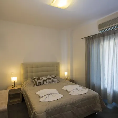 Lägenhetshotell Erato Fira (Santorini)