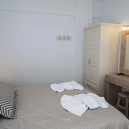 Lägenhetshotell Erato Fira (Santorini)