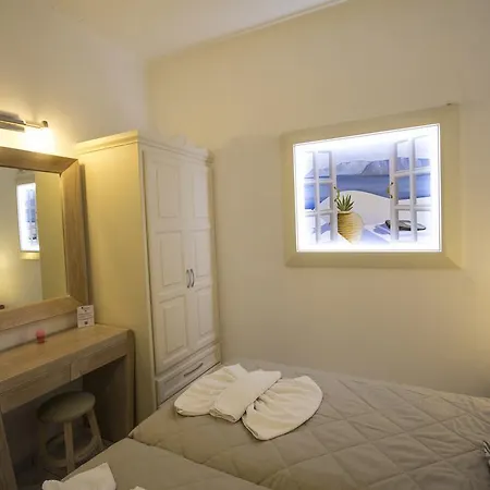 Lägenhetshotell Erato Fira (Santorini)