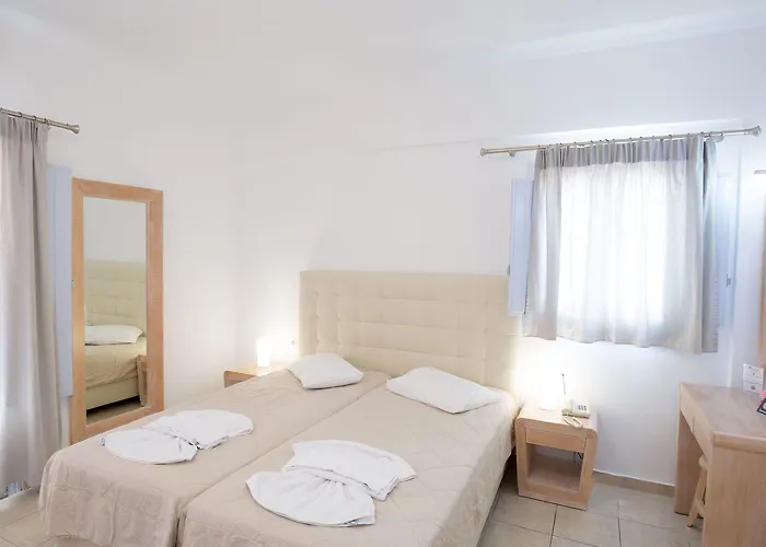 Erato Aparthotel 4*