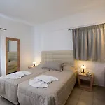 埃拉托公寓 4* 费拉