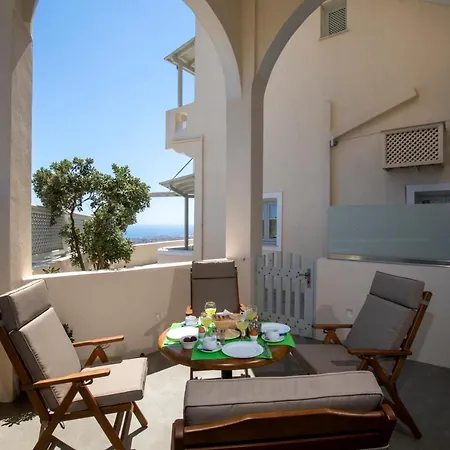 Erato Fira (Santorini)