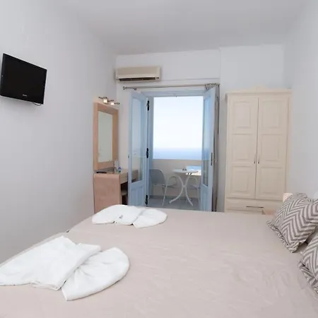 Erato Aparthotel Fira (Santorini)