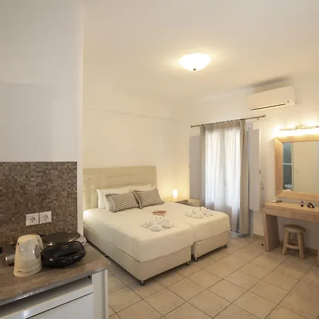 Erato Ξενοδοχείο με διαμερίσματα 4*