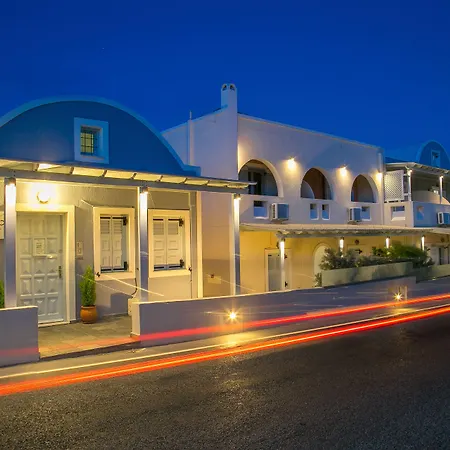 Erato 4* Fira (Santorini)