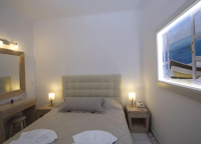 Lägenhetshotell Erato Fira (Santorini)